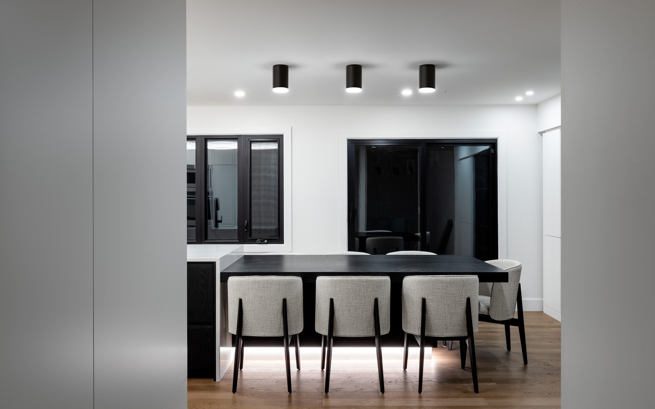 Skinner-Architects-mid-century-modern-residential-renovation-London-4